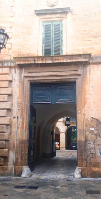 Garden Suite At Palazzo Famularo ليتشي المظهر الخارجي الصورة