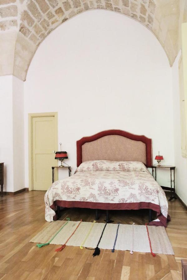 Garden Suite At Palazzo Famularo ليتشي المظهر الخارجي الصورة